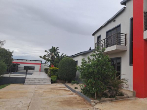 Pacific Country Lodge